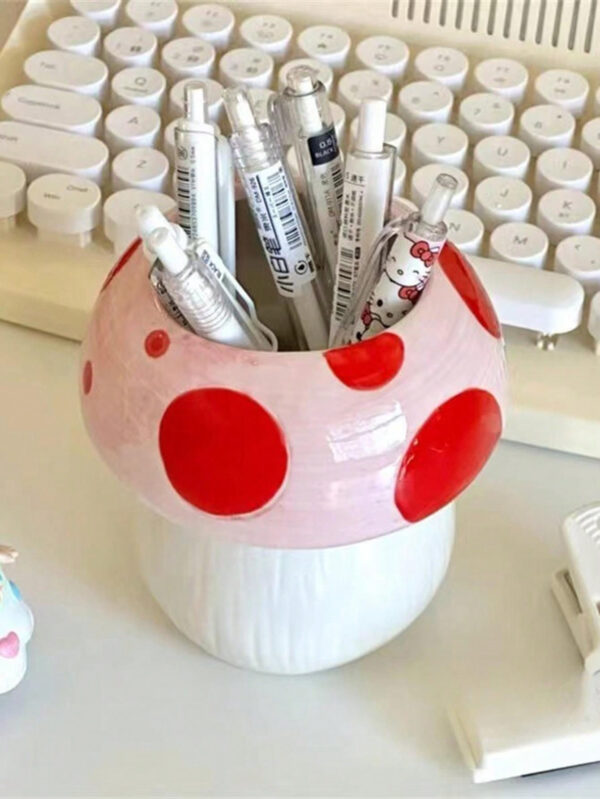 1 pièce Porte-crayon en forme de champignon en céramique mignon - organisateur de bureau pour pinceaux de maquillage et fournitures de bureau, design décoratif créatif pour étudiants et filles, support à stylo adorable pour fournitures et accessoires de bureau de couleur pastel – Image 19