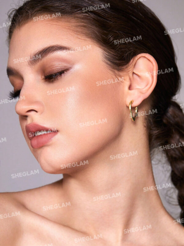 SHEGLAM BâTon De Contour De CrèMe De Bronzage Doux Snatch 'N' Define Stick, À Pigments Intenses Longue Tenue, RéSistant À La Transpiration, Bronzant LéGer, Lisse Et Naturel, Pour Le Maquillage Du Contour Du Visage     NoëL Cadeau De NoëL Hiver Thanksgiving DéCoration De NoëL Maquillage FÊTe Plage Voyage Vacances Rose Y42K Saint-Valentin DéCor Amour Cadeau Hiver Maquillage FÊTe Plage Voyage Vacances Rose Y2K Promos Offres Camping ExtéRieur PréSent Rose Mode Fille Nouvelle AnnéE CosméTique Cosplayer Meilleur Voyage FêTes Couleur Fantaisie Campus éCole Charme Ambiance Cny Nouvel An Chinois – Image 9