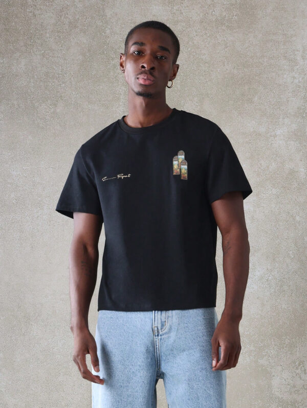 SUMWON T-shirt à manches courtes avec imprimé graphique de verre de fenêtre, coupe rétrécie