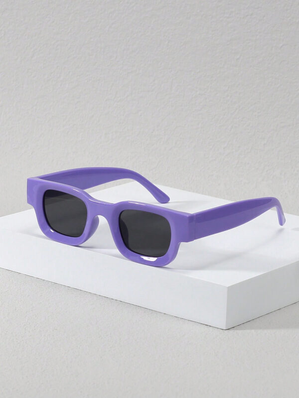 1 pièce Lunettes de mode à monture étroite et épaisse rectangulaire avec surface concave pour le style de rue et les accessoires d'ombre. Accessoires d'Halloween et de plage. Lunettes de soleil au look mode de rue et convenant pour les pulls, vestes, sweats à capuche, pantalons et cargos. – Image 5