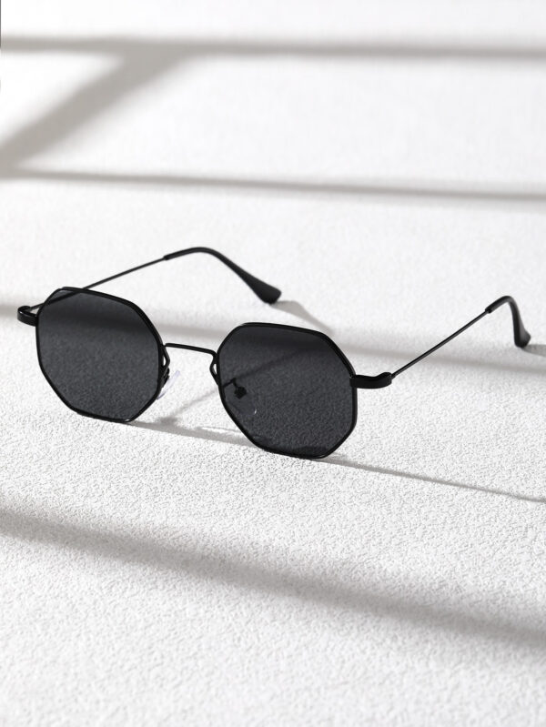 1 pièce Lunettes de mode en métal géométrique moderne et simple pour hommes, cadeau pour vacances, accessoires de plage tropicale, photo de rue – Image 2