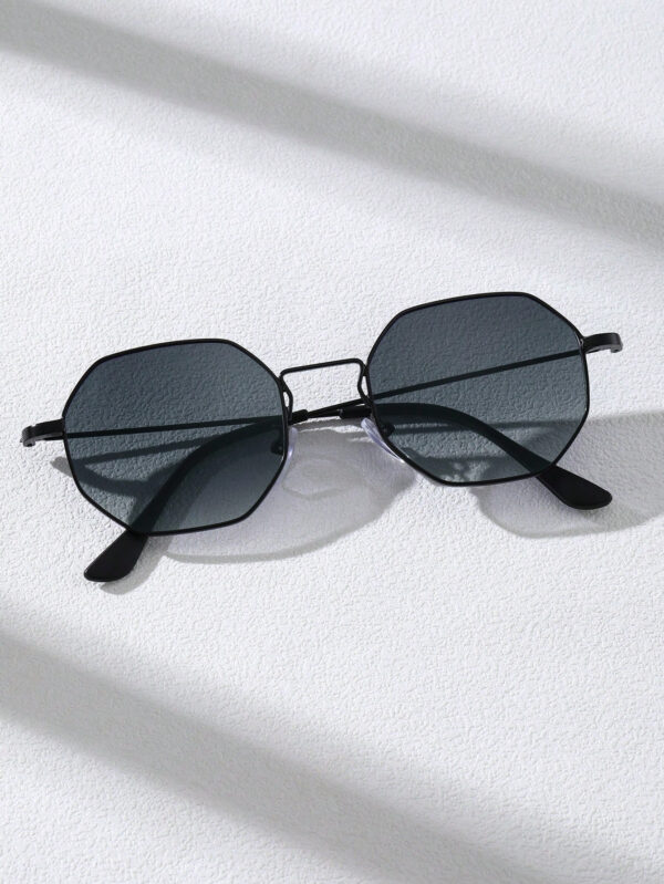 1 pièce Lunettes de mode en métal géométrique moderne et simple pour hommes, cadeau pour vacances, accessoires de plage tropicale, photo de rue – Image 4