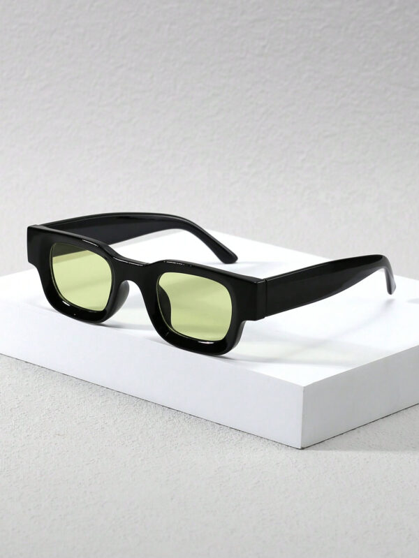 1 pièce Lunettes de mode à monture étroite et épaisse rectangulaire avec surface concave pour le style de rue et les accessoires d'ombre. Accessoires d'Halloween et de plage. Lunettes de soleil au look mode de rue et convenant pour les pulls, vestes, sweats à capuche, pantalons et cargos. – Image 25