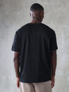 SUMWON T-shirt à manches courtes en tricot jacquard slim fit – Image 2