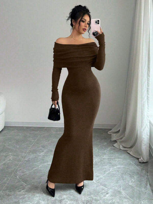 Elenzga Robe pull longue moulante style sirène avec épaules dénudées pour la Saint-Valentin – Image 4