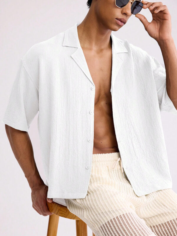 Forever 21 Chemise seersucker oversize et écourtée pour hommes, en vert – Image 4
