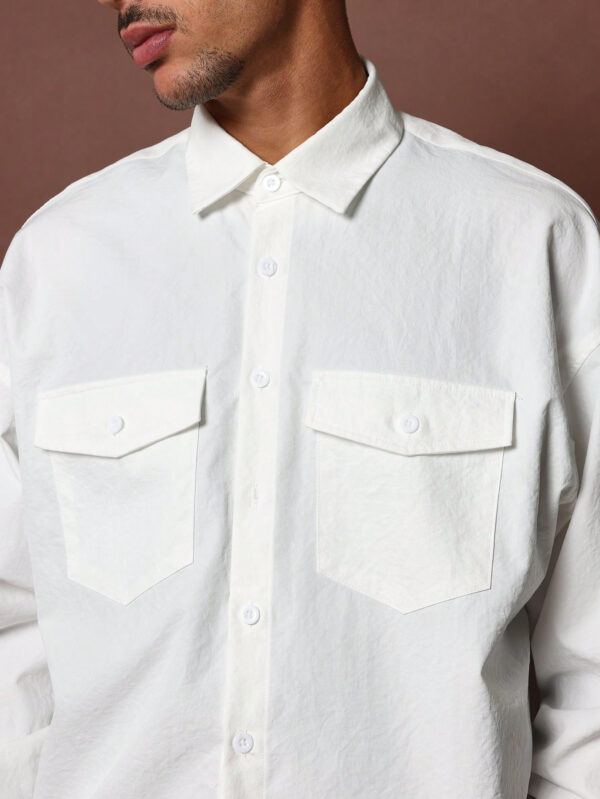 SUMWON Chemise utilitaire à manches longues et ourlet brut court – Image 5