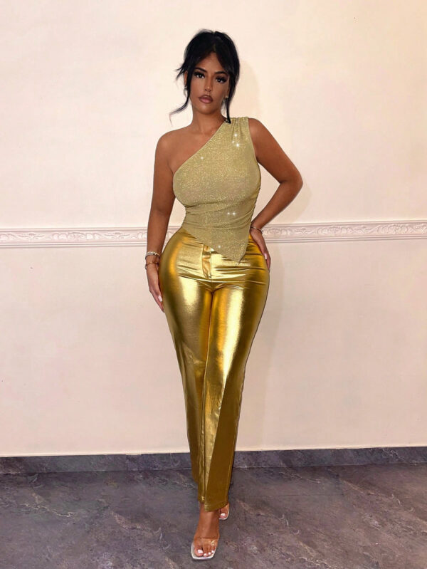 SHEIN SXY Haut Asymétrique De Nouvel An Scintillant À Une Épaule Avec Ourlet Asymétrique – Image 4