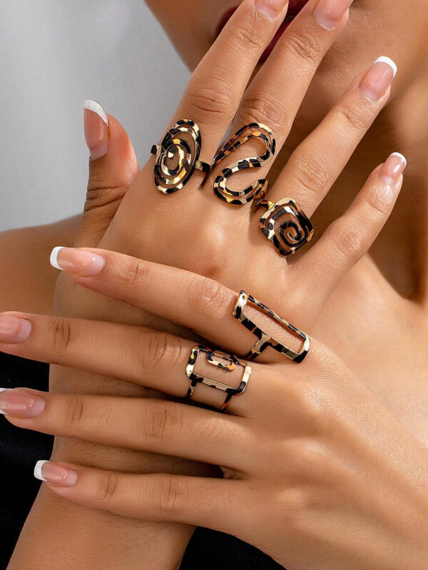 5 pièces Ensemble de bagues carrées et sexy avec motif léopard ajouré pour femmes – Image 12