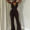 SHEIN Slayr Nouveau élégant pantalon évasé ajusté avec boutons japonais diamant sur le col en ras-du-cou. Combinaison slim femme marron pour soirée, usage quotidien et rendez-vous – Image 4