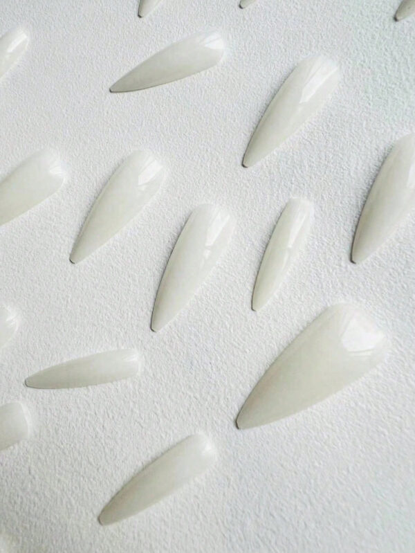 24 pièces Elégant Faux ongles pointus et blancs + 1 pièce colle gelée + 1 pièce lime à ongles, ongles pressés Fournitures pour ongles – Image 13