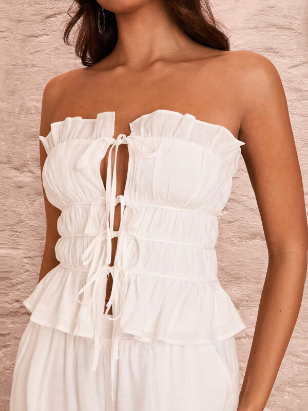SHEIN BAE Femme romantique vacances d'été plage Sexy haut bandeau blanc unicolore sans manches avec bretelles à couches multiples, bordures en dentelle et à volants – Image 4