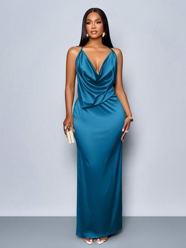 SOLERSUN Convient pour le Noël, les vacances et les rendez-vous. Robe moulante élégante en satin à col drapé sans dos et fente haute, couleur unie. Parfait pour la Saint-Valentin – Image 3