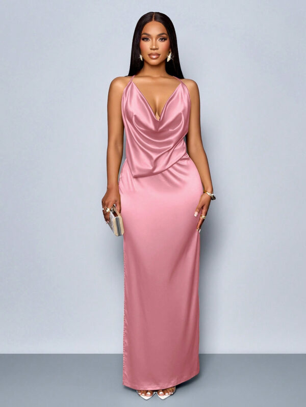 SOLERSUN Convient pour le Noël, les vacances et les rendez-vous. Robe moulante élégante en satin à col drapé sans dos et fente haute, couleur unie. Parfait pour la Saint-Valentin – Image 4