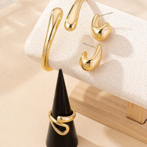 3pcs/Set Minimalist Metallic Geometric Teardrop Polished Bracelet, Ring And Earrings Jewelry Set For Women