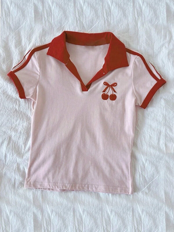 INAWLY T-shirt décontracté à col à revers, manches courtes, motif de cerises bicolores pour femmes