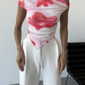 SHEIN Privé Élégant T-shirt court à manches courtes asymétrique, épaules dénudées, avec ourlet asymétrique tie dye. Nouveau design pour la Saint-Valentin, printemps/été