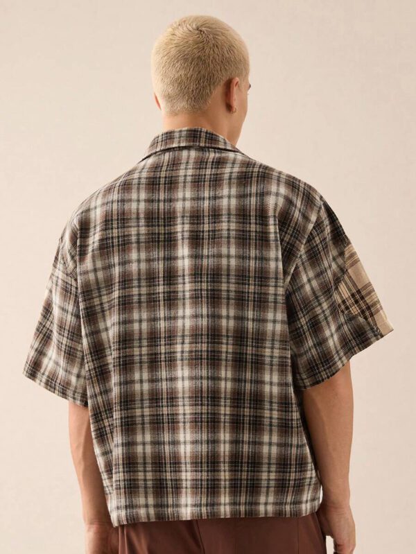 SWAVVY Chemise décontractée à manches dolman ample, en patchwork asymétrique à carreaux, taille standard pour hommes – Image 3