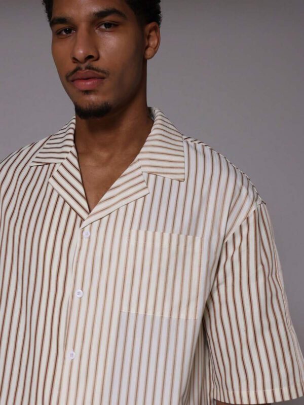 Musero Chemise boutonnée à manches courtes surdimensionnée à rayures bicolores – Image 5