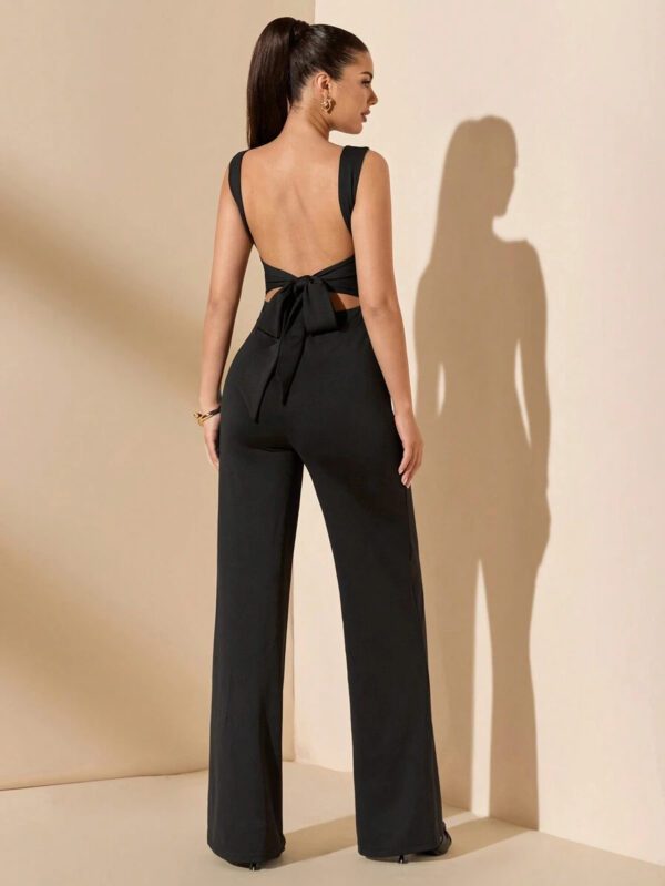 SHEIN BAE Jumpsuit élégant et sexy dos nu avec bretelles à nœud, sans manches, jambe extra-large. Polyvalent pour les sorties décontractées, les rendez-vous, les fêtes et les rassemblements - Jumpsuit asymétrique à jambe large, Jumpsuit pour la Saint-Valentin, Jumpsuit de tous les jours, Jumpsuit élégant – Image 2