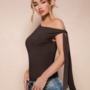SHEIN BAE Body sans manche à col asymétrique avec détail torsadé, couleur unie, pour femme, pour loisirs ou vacances, couleur abricot