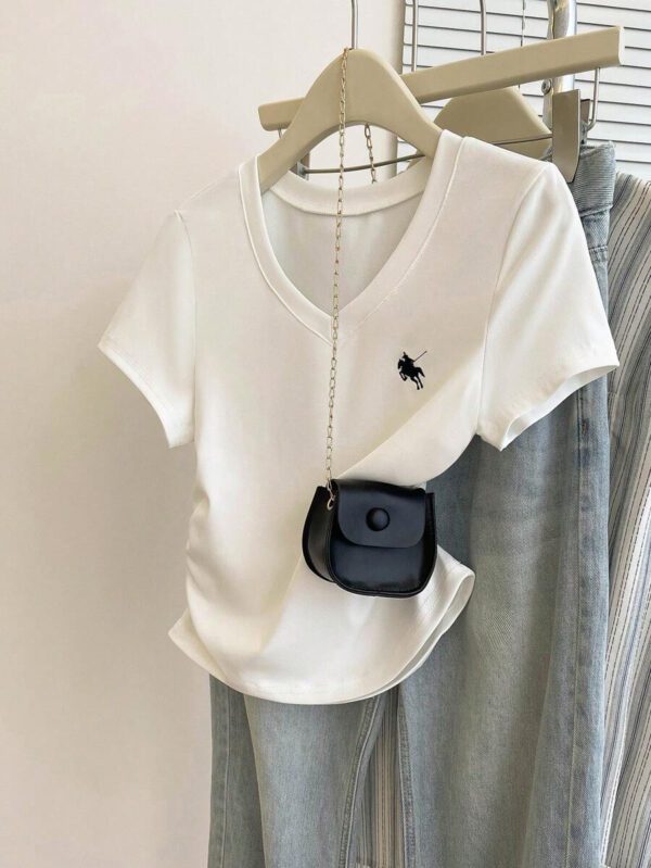 INAWLY T-shirt à manches courtes d'été à col en V ajusté style coréen avec design brodé – Image 4