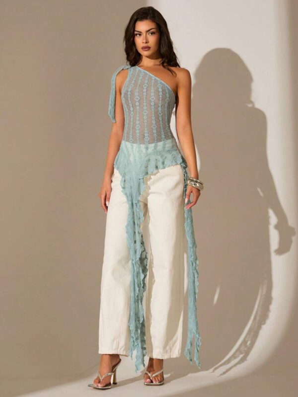 Glamine Top transparent pour femmes avec volants, bretelles asymétriques obliques, texture jacquard pour le printemps et l'été – Image 21