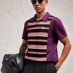 AKNOTIC Party Chemise polo ajustée à col rayé de couleur contrastée bordeaux en tricot pour homme, avec décoration de serpent en métal. Style casual convenant pour le printemps/l'été, les vacances et les déplacements.