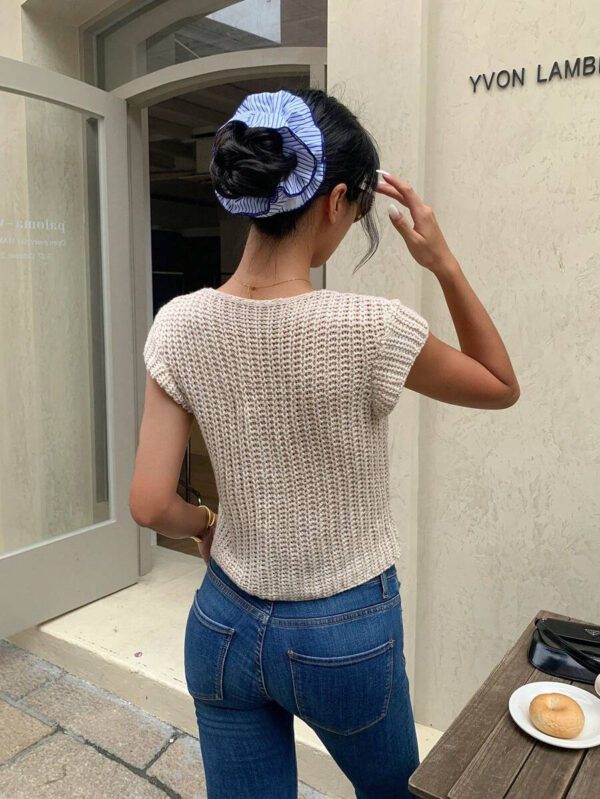 SHEIN Frenchy T-shirt à manches courtes en tricot à boutons métallisés pour femme, nouvelle collection été – Image 3