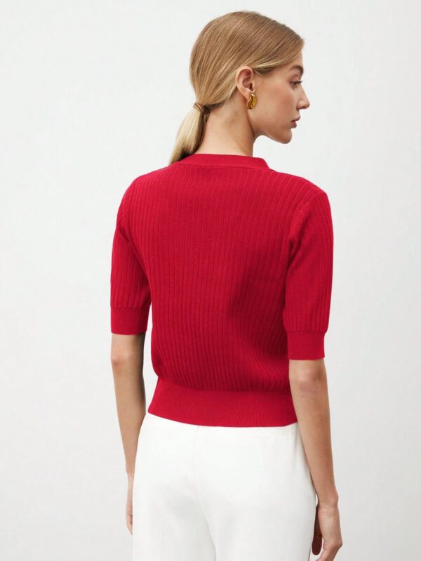 BizChic 2025 Nouveau Cardigan à col en V vert avocat avec boutons métalliques, tricot côtelé, manches courtes, hauts pour femmes. Décontracté chic pour le travail, les déplacements quotidiens, élégant pour les mariages, les festivals de musique champêtres, les brunchs, les aéroports dans le style vintage des années 90, Stockholm, Jour de l'Indépendance – Image 31