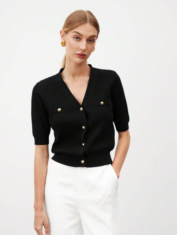 BizChic 2025 Nouveau Cardigan à col en V vert avocat avec boutons métalliques, tricot côtelé, manches courtes, hauts pour femmes. Décontracté chic pour le travail, les déplacements quotidiens, élégant pour les mariages, les festivals de musique champêtres, les brunchs, les aéroports dans le style vintage des années 90, Stockholm, Jour de l'Indépendance – Image 38