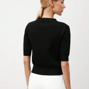 BizChic 2025 Nouveau Cardigan à col en V vert avocat avec boutons métalliques, tricot côtelé, manches courtes, hauts pour femmes. Décontracté chic pour le travail, les déplacements quotidiens, élégant pour les mariages, les festivals de musique champêtres, les brunchs, les aéroports dans le style vintage des années 90, Stockholm, Jour de l'Indépendance