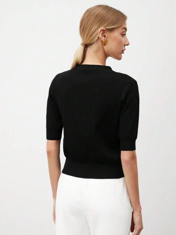 BizChic 2025 Nouveau Cardigan à col en V vert avocat avec boutons métalliques, tricot côtelé, manches courtes, hauts pour femmes. Décontracté chic pour le travail, les déplacements quotidiens, élégant pour les mariages, les festivals de musique champêtres, les brunchs, les aéroports dans le style vintage des années 90, Stockholm, Jour de l'Indépendance – Image 39