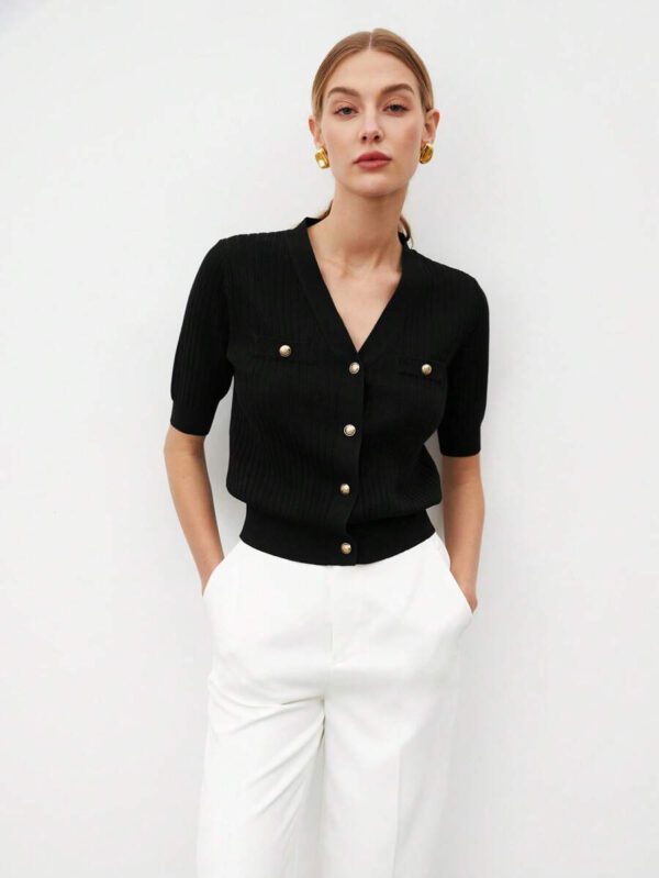 BizChic 2025 Nouveau Cardigan à col en V vert avocat avec boutons métalliques, tricot côtelé, manches courtes, hauts pour femmes. Décontracté chic pour le travail, les déplacements quotidiens, élégant pour les mariages, les festivals de musique champêtres, les brunchs, les aéroports dans le style vintage des années 90, Stockholm, Jour de l'Indépendance – Image 41