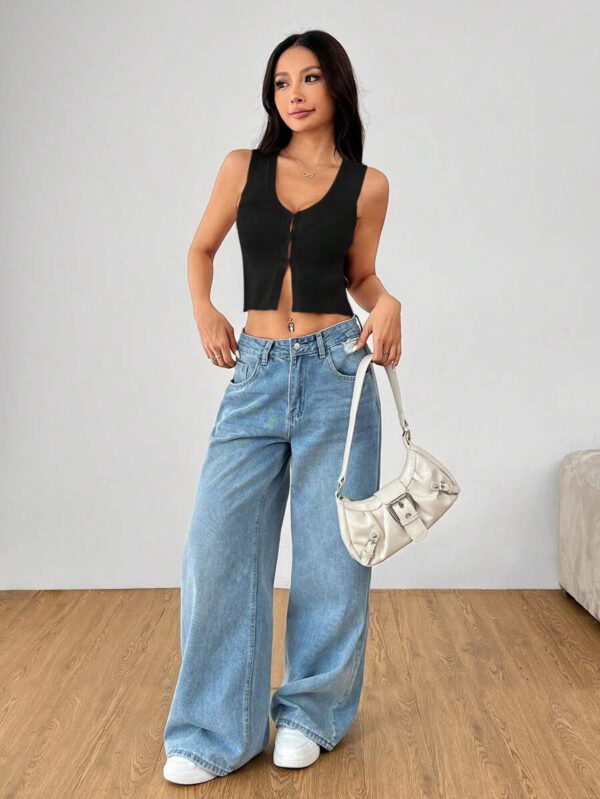 SHEIN PETITE Top tricoté sans manches de couleur unie style décontracté pour femmes, veste simple, veste-gilet avec fente à l'ourlet, gilet blanc col V, gilet beige, gilet de vacances, Top de vacances col V à ourlet asymétrique – Image 18