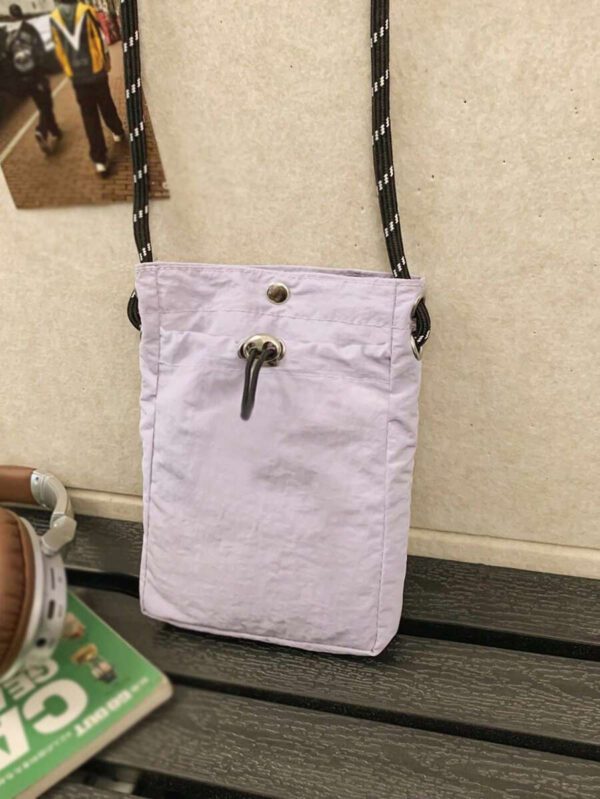 Sacoche/sac bandoulière mini pour homme, pochette pour téléphone, portefeuille. Idéal pour la randonnée, les voyages d'automne, Noël, l'hiver. Cadeaux pour hommes. Sac d'épaule polyvalent, grande capacité, extérieur mode et décontracté. Petit sac pour hommes, sac pour portable – Image 34