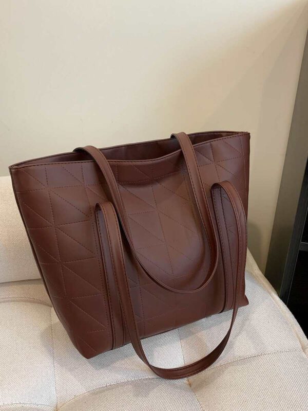 Sac fourre-tout à l'épaule à la mode avec grande capacité, matelassé, avec motif à carreaux gaufrés et couleur unie pour femmes – Image 8