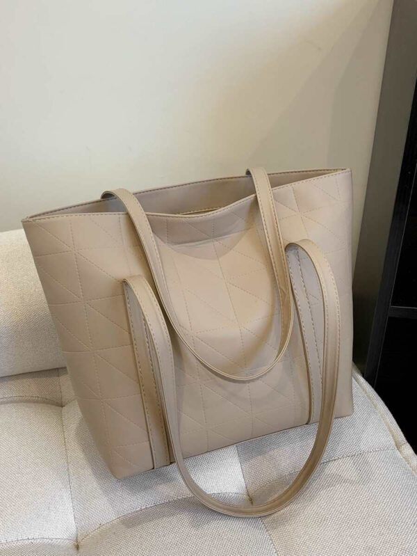 Sac fourre-tout à l'épaule à la mode avec grande capacité, matelassé, avec motif à carreaux gaufrés et couleur unie pour femmes – Image 22