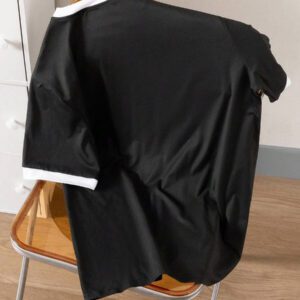 Manfinity Hypemode T-shirt décontracté à col rond, manches courtes avec imprimé de dessin animé mignon pour homme en été. Cadeau pour le petit ami, pour sortir