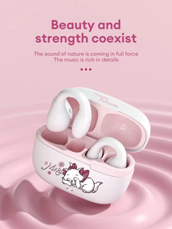 Disney QS-T10 MARIE Écouteurs Bluetooth, Écouteurs Intra-Auriculaires de Sport avec Une Longue Durée de Vie de la Batterie, Appels Haute Définition avec Microphone, Faible Latence pour la Musique, le Jeu, Ajustement Confortable et Annulation Passive du Bruit – Image 5