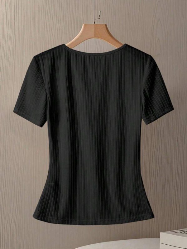 GlowEve T-shirt décontracté col V unicolore à manches courtes et simple boutonnage pour femmes, été – Image 9