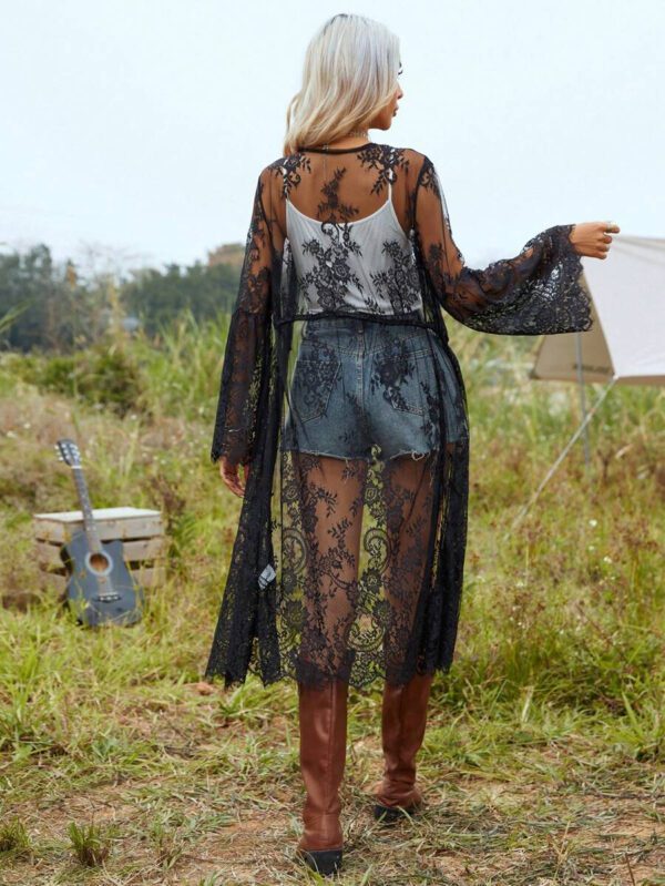 SHEIN VCAY Kimono d'été fleuri en dentelle avec nœud devant, sans le débardeur – Image 3