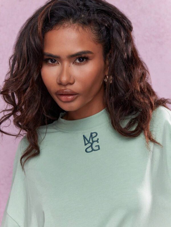 MISSGUIDED T-shirt surdimensionné à col rond et logo brodé – Image 8