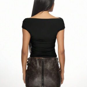 MISSGUIDED Top moulant à épaules dénudées froncées, tenue de soirée décontractée et de club, manches courtes, ajustement serré, stretch, blouse mode de base essentielle