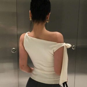 DAZY T-shirt femme court ajusté avec lien asymétrique à l'épaule