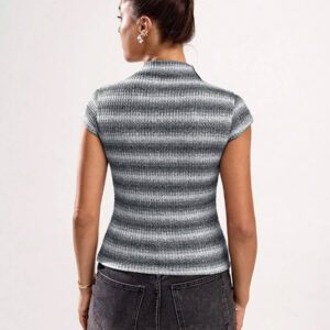SHEIN BAE Blouse décontractée à rayures à manches courtes, col montant, boutons devant pour un port quotidien pour femmes