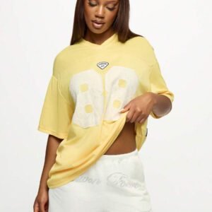 SUMWON WOMEN T-shirt oversize avec appliqué en dentelle, détails en maille, style de jersey universitaire, coupe ample, graphique numérique, style décontracté d'été