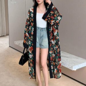 DAZY Kimono couvre-tout à motif floral avec manches évasées, parfait pour les vacances d'été, tenues de plage pour femmes