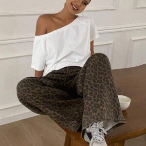 Livesso Top asymétrique pour femme avec design sans bretelles, T-shirt à manches courtes