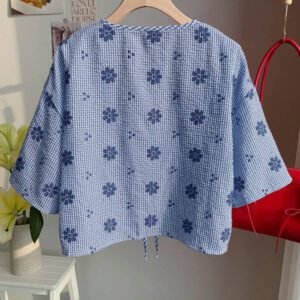 Comfortcana Nouvelle chemise à manches courtes pour femmes, à motif à carreaux rouges, broderie florale et nœud papillon tressé. Convient pour les vacances d'été